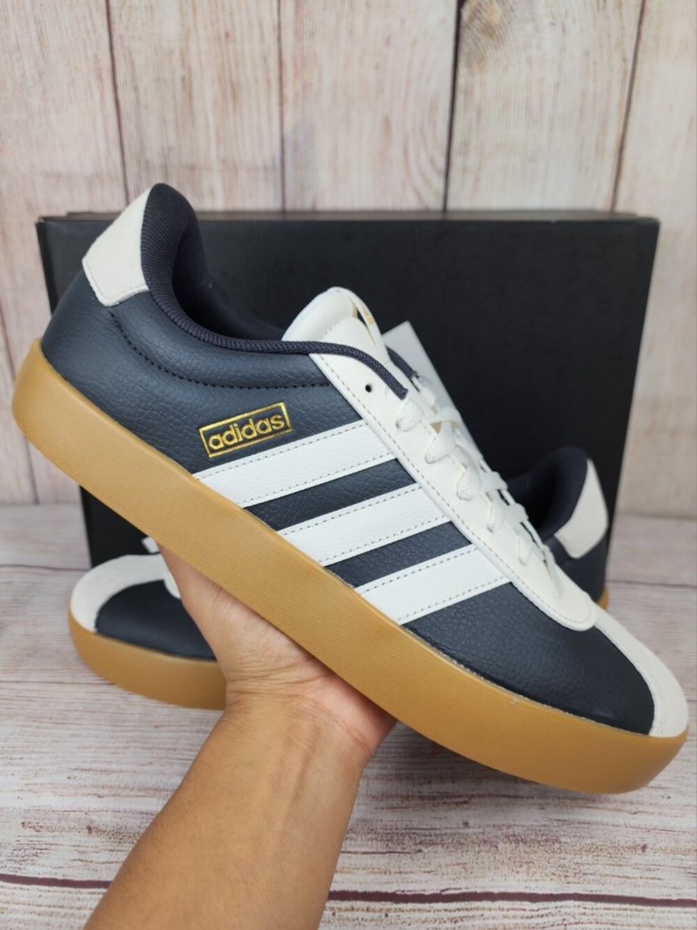 NEW Adidas VL Court 3.0 Skateboarding Shoes Mens Size 11.5 Suede Leather Sneaker